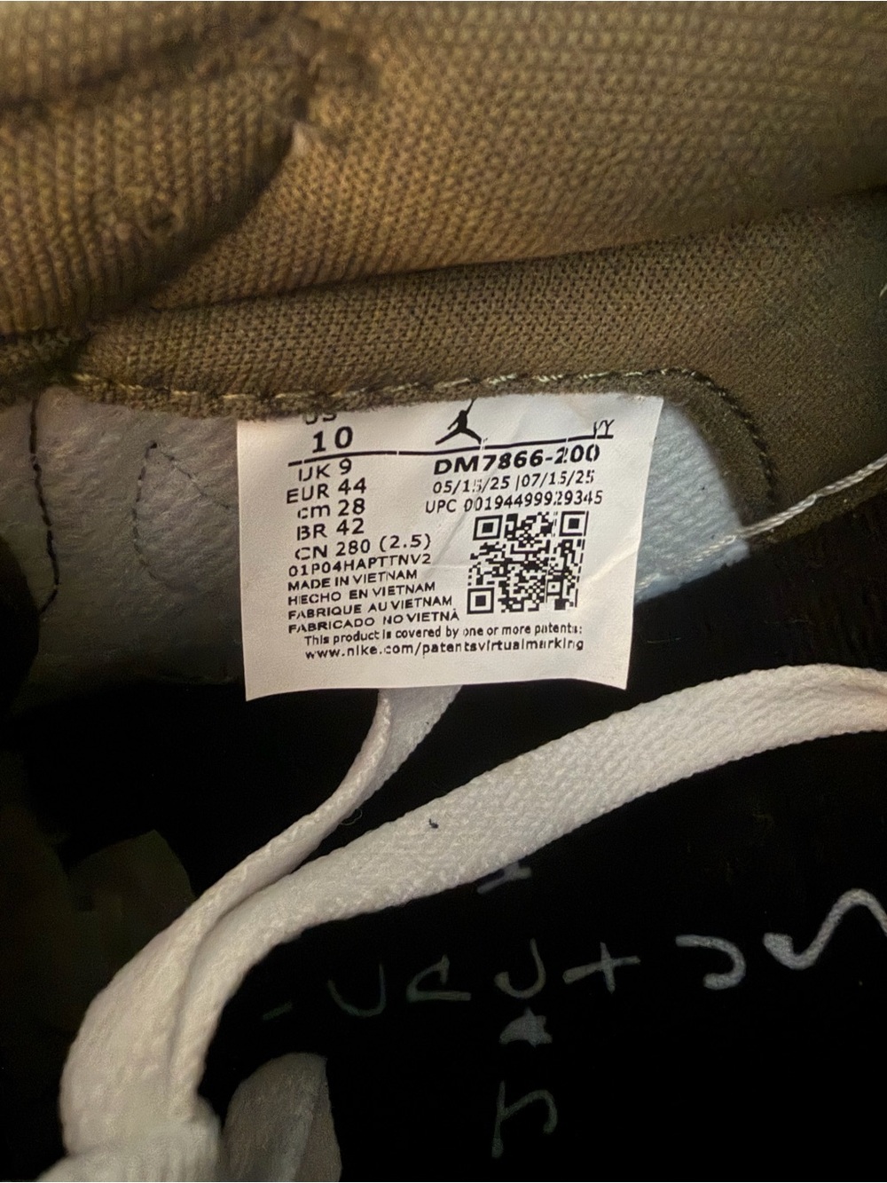 Nike Air Jordan 1 travis scott “medium olive” - Picture 7 of 7